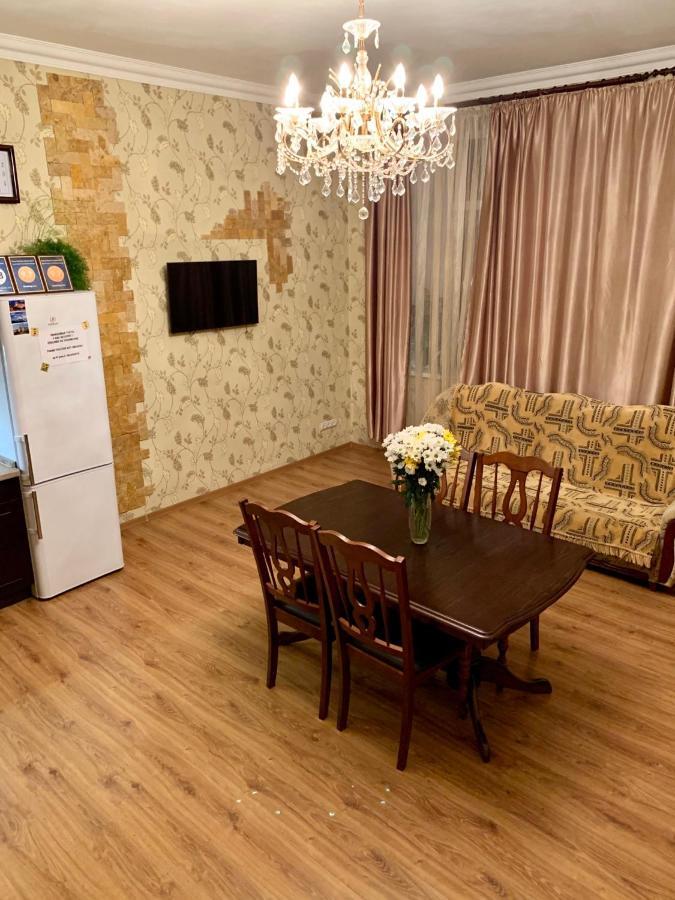 Apartment On Zhukovskogo Odessa Extérieur photo